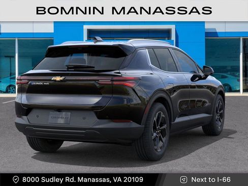 New 2026 Chevrolet Equinox EV LT image 4