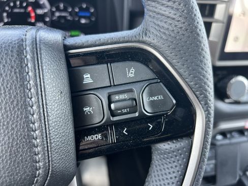 Used 2026 Toyota Sequoia Platinum image 20