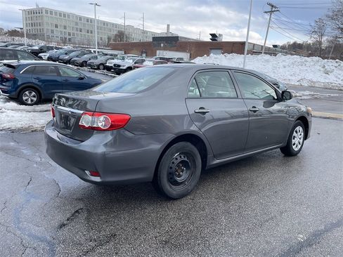 Used 2013 Toyota Corolla L image 8