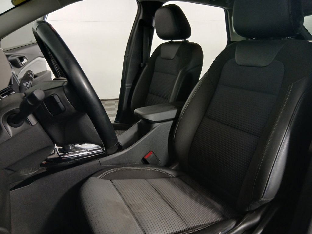 Certified 2024 Chevrolet Trax LT w/ Driver Confidence Package FWD image 19