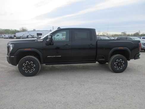 New 2026 GMC Sierra 2500 AT4X AWD/4WD image 9