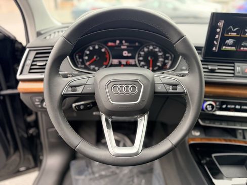 Certified 2023 Audi Q5 2.0T Premium w/ Convenience Package image 28