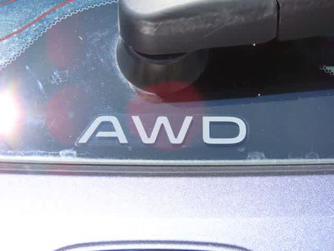 Used 2024 Honda HR-V LX image 8