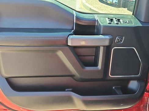 Used 2020 Ford F150 Platinum w/ Equipment Group 701A Luxury AWD/4WD image 11