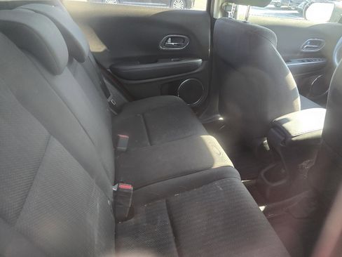 Used 2016 Honda HR-V EX image 11