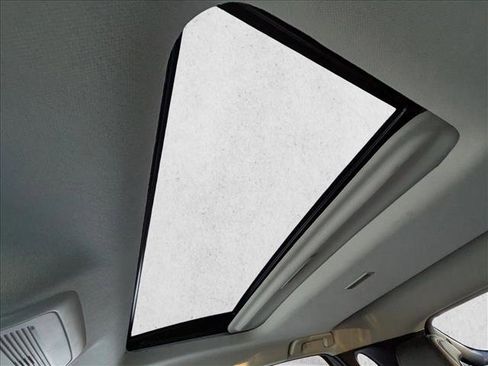 Used 2024 MAZDA CX-30 AWD 2.5 S w/ Preferred Package image 15