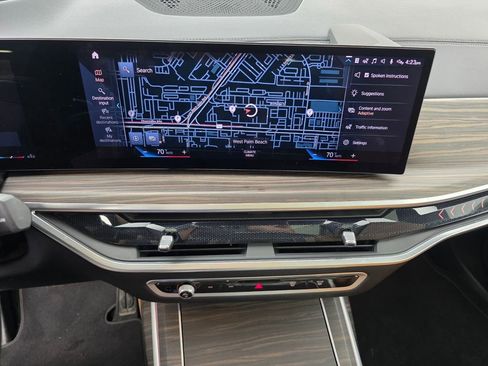 Certified 2023 BMW X7 xDrive40i w/ M Sport Package image 23