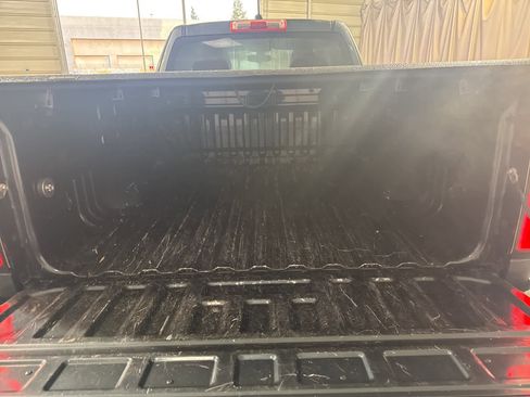 Used 2017 Chevrolet Colorado LT image 14