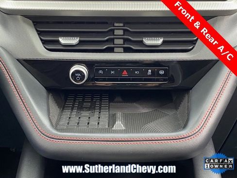 Used 2025 Ford Explorer ST image 33
