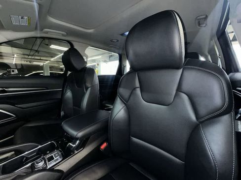 Certified 2024 Kia Telluride S w/ S Sunroof Package AWD/4WD image 14