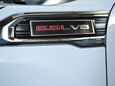 Used 2022 GMC Sierra 2500 SLT w/ SLT Convenience Package image 14