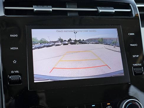 Certified 2022 Hyundai Tucson SEL FWD image 35