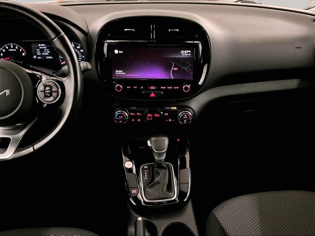 Used 2022 Kia Soul X-Line FWD image 6