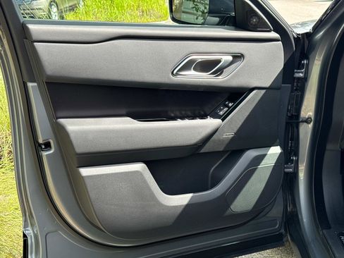 New 2026 Land Rover Range Rover Velar Dynamic SE AWD/4WD image 17