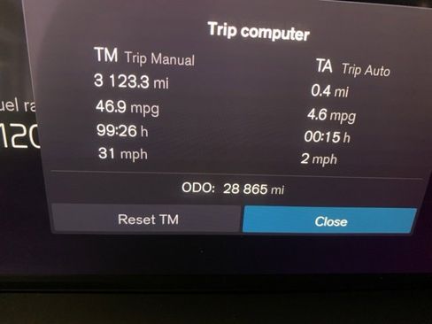 Certified 2024 Volvo XC90 T8 Plus w/ Protection Package Premier image 14