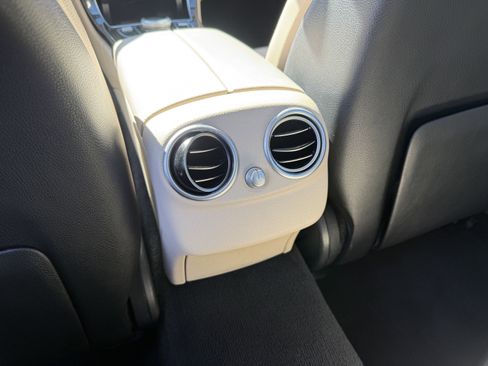 Used 2018 Mercedes-Benz C 300 Sedan w/ Parking Assist Package image 34