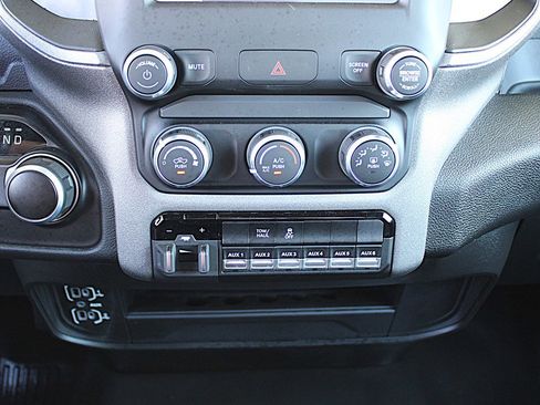 Used 2023 RAM 2500 Tradesman image 25