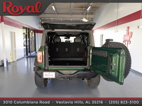 Used 2023 Ford Bronco Badlands w/ Sasquatch Package image 12