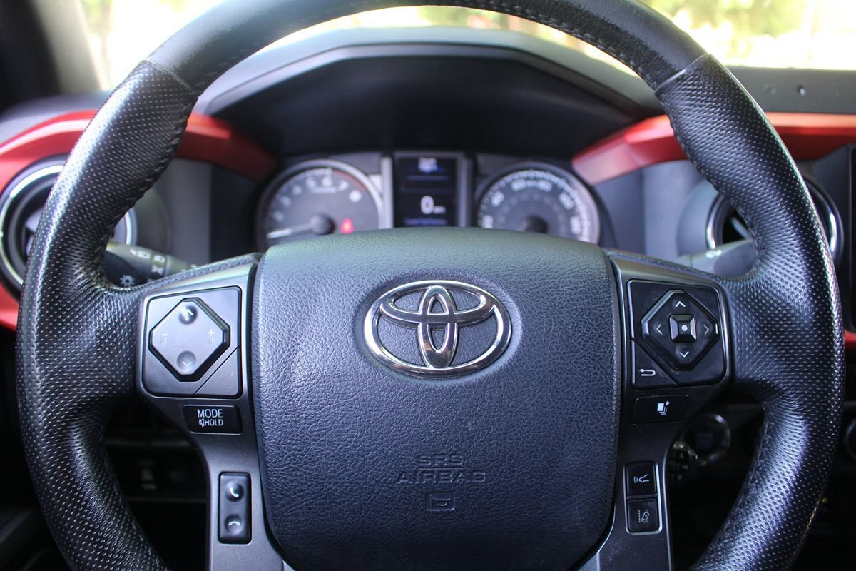 Used 2019 Toyota Tacoma TRD Off-Road AWD/4WD image 23
