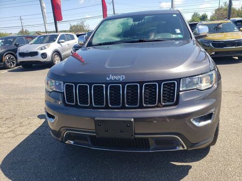 Used 2018 Jeep Grand Cherokee Limited w/ Trailer Tow Group IV AWD/4WD image 9