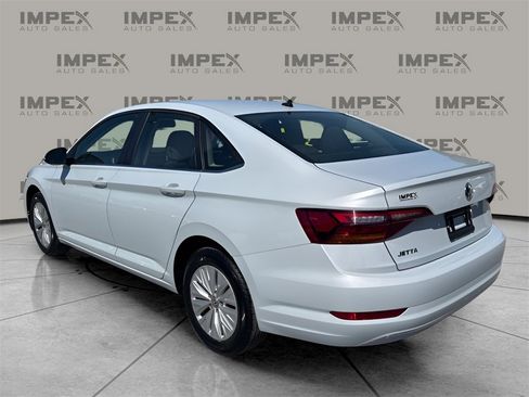 Used 2019 Volkswagen Jetta S image 3
