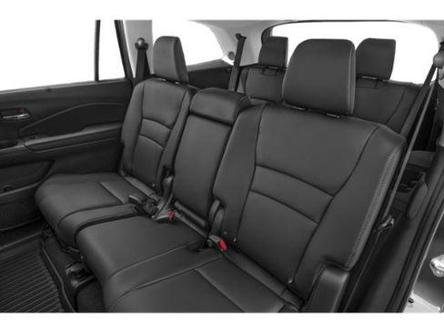 Used 2022 Honda Pilot Touring image 13