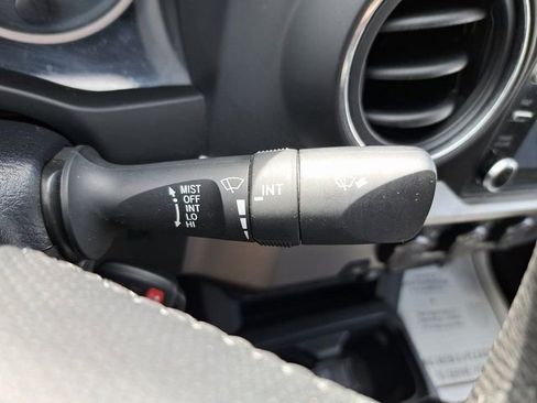 Used 2021 Toyota Tacoma SR5 RWD image 15