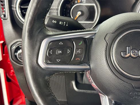 Used 2020 Jeep Gladiator Overland image 17