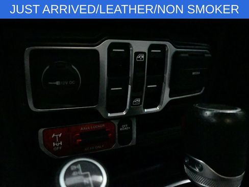 Used 2021 Jeep Gladiator Mojave AWD/4WD image 14