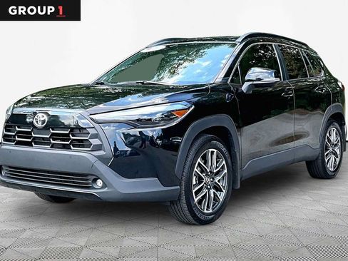 Certified 2026 Toyota Corolla Cross XLE w/ Convenience Package FWD image 1