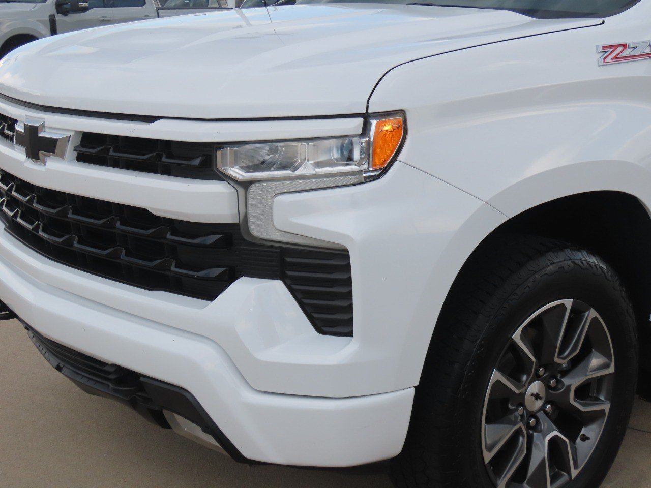 Used 2024 Chevrolet Silverado 1500 RST w/ Convenience Package II AWD/4WD image 3