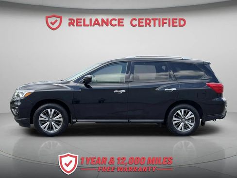 Used 2020 Nissan Pathfinder S AWD/4WD image 3