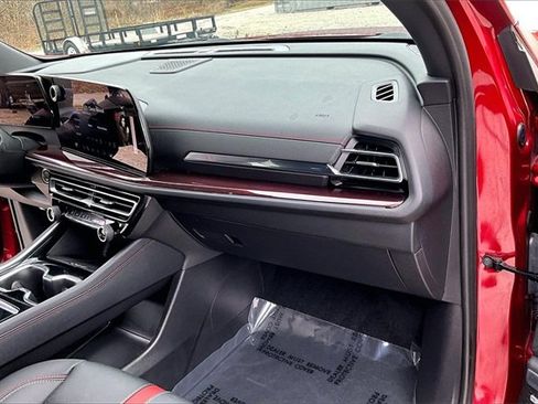 Used 2024 Chevrolet Traverse RS w/ LPO, Floor Liner Package image 16