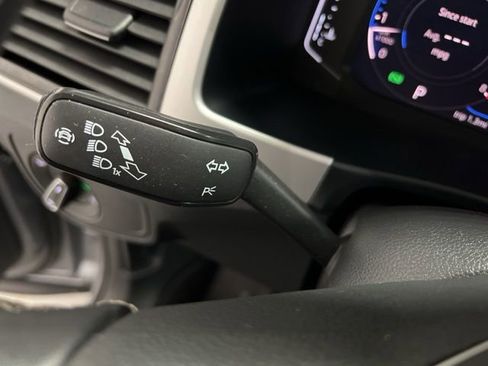 Used 2021 Volkswagen Atlas SEL Premium image 20