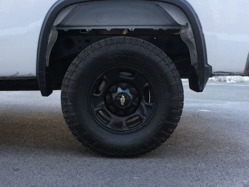 Used 2022 Chevrolet Silverado 2500 W/T w/ WT Fleet Convenience Package image 9