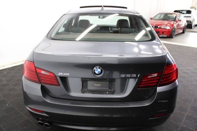 Used 2016 BMW 528i xDrive Sedan AWD/4WD image 8