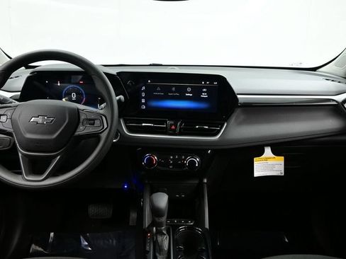 Used 2026 Chevrolet TrailBlazer LT FWD image 19