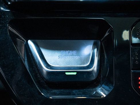 Used 2024 GMC Sierra 1500 Denali w/ Denali Reserve Package image 33