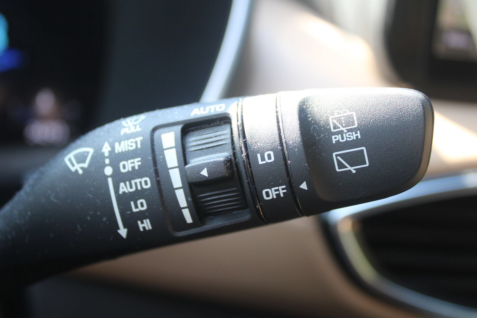 Used 2023 Hyundai Santa Fe Calligraphy AWD/4WD image 40
