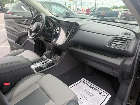 Used 2023 Subaru Ascent Onyx Edition AWD/4WD image 35