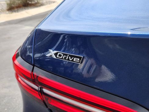 New 2026 BMW 530i xDrive w/ Premium Package image 7