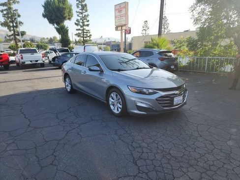 Used 2024 Chevrolet Malibu LT image 2