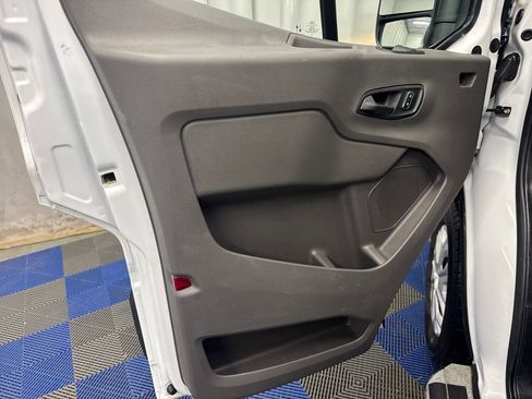 Certified 2025 Ford Transit 250 Low Roof w/ Exterior Upgrade Package RWD image 10