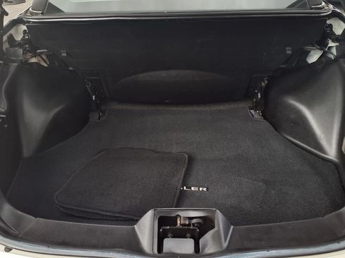 Used 2012 Chrysler 200 Touring FWD image 9