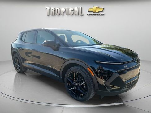 New 2026 Chevrolet Equinox EV LT image 7