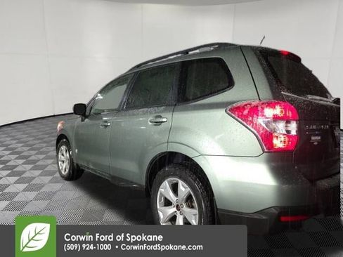 Used 2015 Subaru Forester 2.5i Premium w/ All-Weather Package image 9