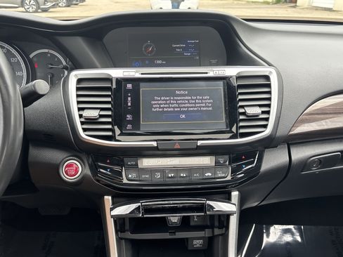 Used 2017 Honda Accord EX-L image 20