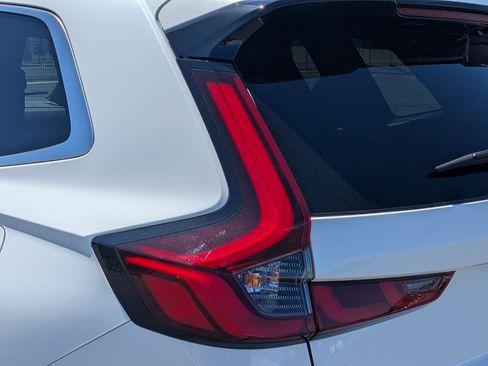 Used 2024 Honda CR-V Sport Touring image 13