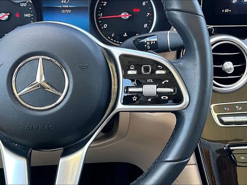 Used 2022 Mercedes-Benz GLC 300 image 25