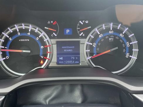 Used 2016 Toyota 4Runner SR5 Premium RWD image 22